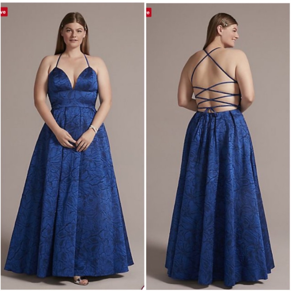 Plus Size Allover Floral Strappy Ball Gown Sz 22